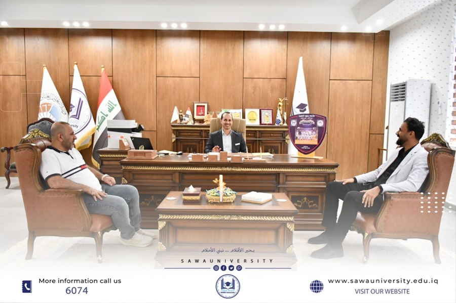 رئيس مجلس إدارة جامعتنا يكرم فريق اكاديمية ساوة